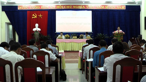 anh-chinh-quang-canh-hoi-nghi-10.jpg